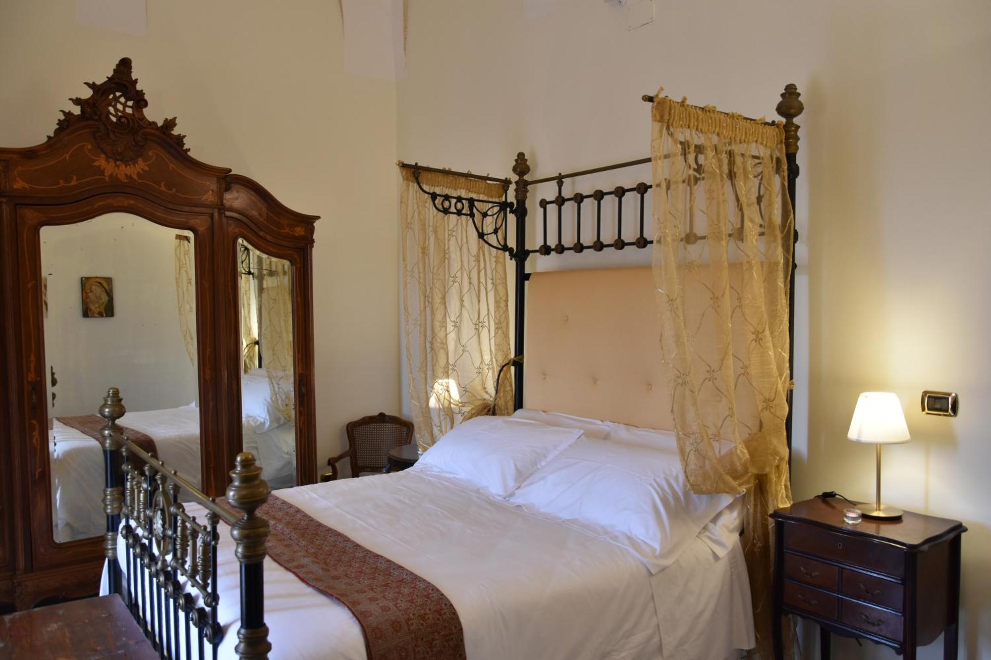 La Regina Historic House Apartment *
