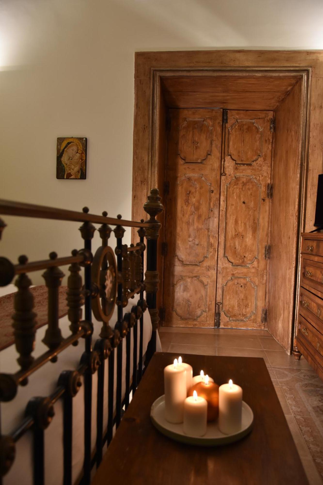 La Regina Historic House